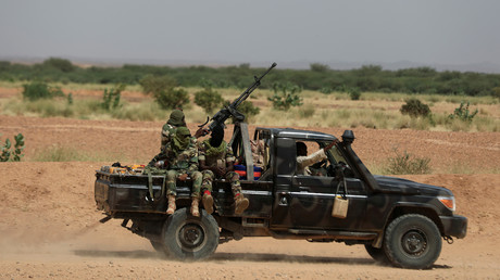 Soldats nigériens sur un pick-up en octobre 2019 (image d'illustration).