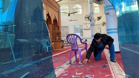 Une mosquée endommagée lors d'une frappe aérienne israélienne à Gaza, le 26 décembre 2020.