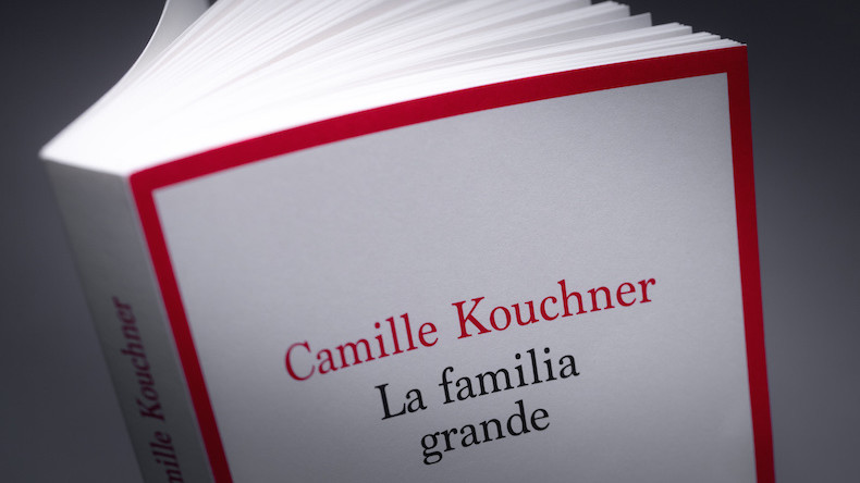 #MeTooInceste : des milliers de témoignages partagés par des victimes