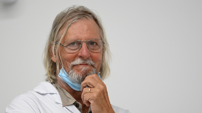 «Nous n'avons jamais changé d’avis» : le professeur Raoult répond à ses détracteurs