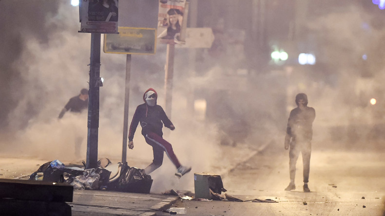 Tunisie : 600 arrestations après des heurts nocturnes entre des jeunes et les forces de l'ordre