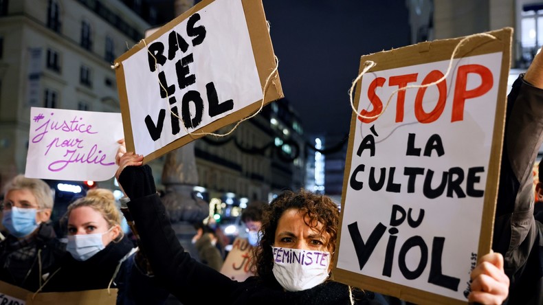 Le Sénat vote la création d'un nouveau crime sexuel sur mineurs de moins de 13 ans