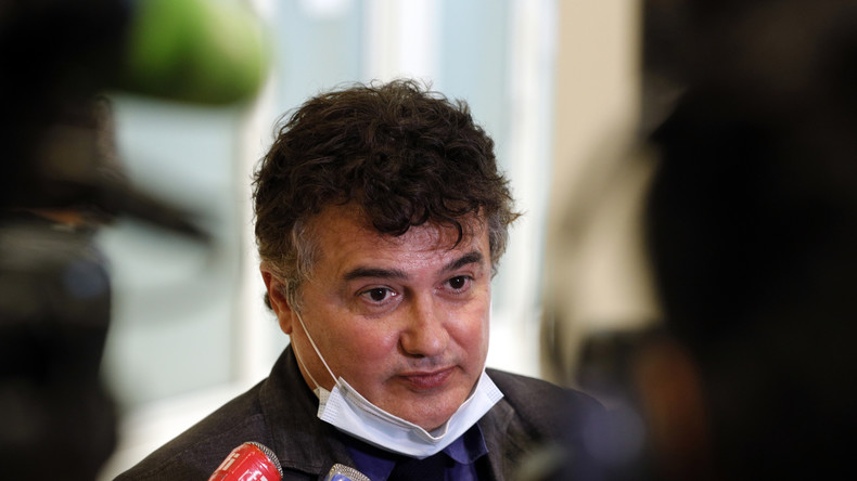 Pour l'urgentiste Patrick Pelloux, la France n'est pas «à l’abri d’émeutes pour se faire vacciner»