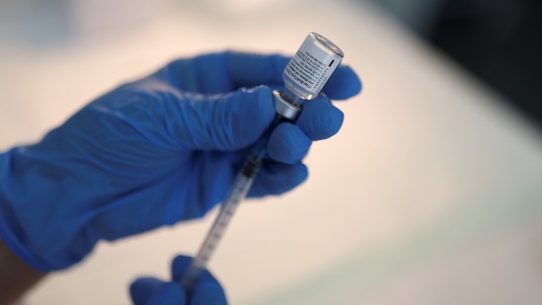 Pas de lien entre le vaccin Pfizer et les décès post-vaccination signalés, selon l'EMA