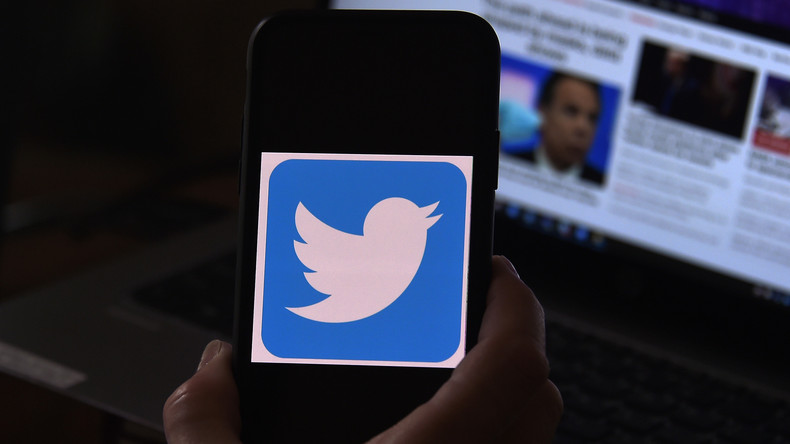 Twitter suspend le compte du parti anti-immigration espagnol Vox
