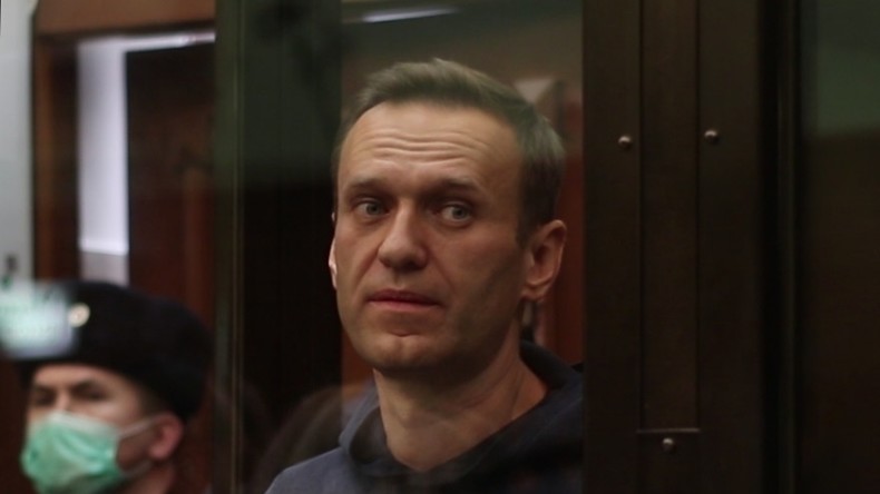 Russie : Alexeï Navalny comparaît pour diffamation présumée d'un ancien combattant