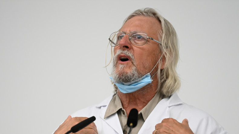 Covid-19, prédictions, hydroxychloroquine : Didier Raoult affirme qu'il ne regrette rien