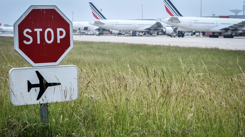 Bloqués à l'étranger depuis la fermeture des frontières, des Français saisissent le Conseil d'Etat