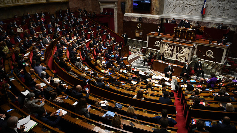L'Assemblée nationale adopte le projet de loi contre le «séparatisme»