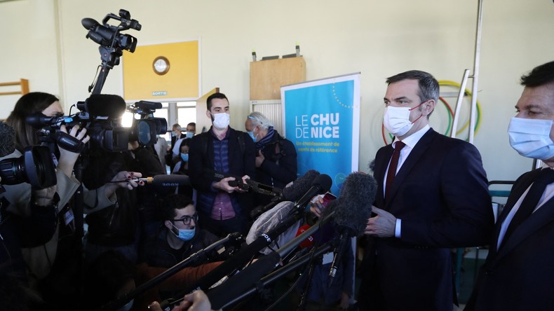 Covid : Véran envisage un couvre-feu «accentué» ou un confinement dans les Alpes-Maritimes
