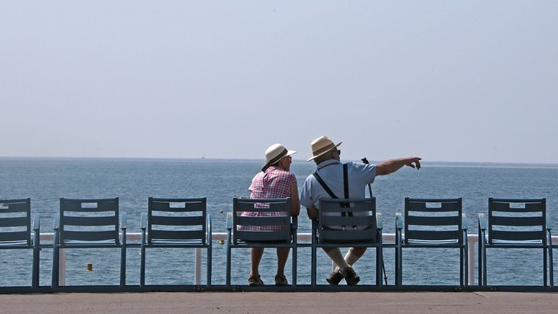 Le préfet des Alpes-Maritimes annonce un confinement du littoral pour les deux prochains week-ends