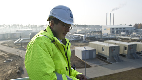 Un employé de Nord Stream, le gazoduc construit avant Nord Stream 2, en 2011 (image d'illustration).