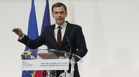 Le ministre de la Santé, Olivier Véran, à l'occasion d'un point presse tenu le 11 février à Paris.