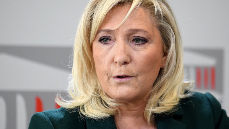 Le Pen dit n'avoir «aucune peur» des étrangers et propose un gouvernement d'union nationale en 2022