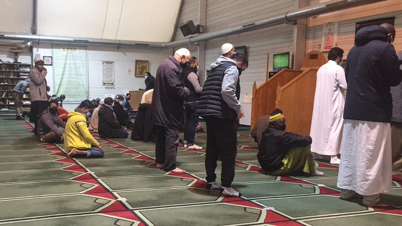 Gérald Darmanin autorise la réouverture de la mosquée de Pantin