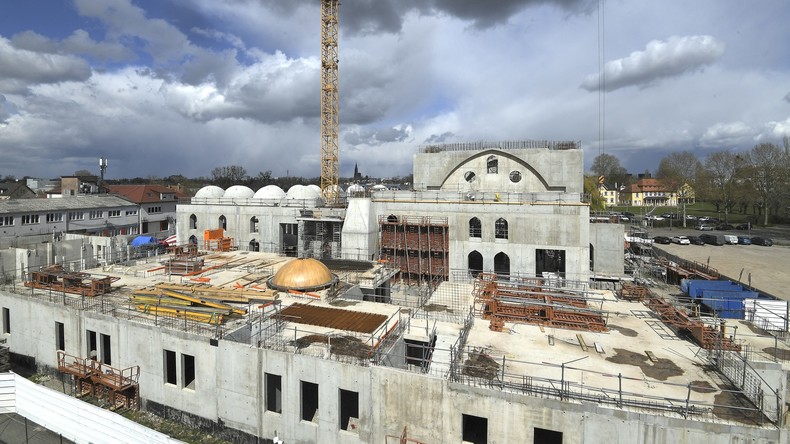Mosquée de Strasbourg : le bras de fer entre l'Etat et la mairie EELV de Strasbourg se durcit
