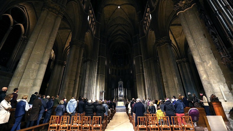 Reims : enquête pénale ouverte après deux messes traditionalistes sans gestes barrières