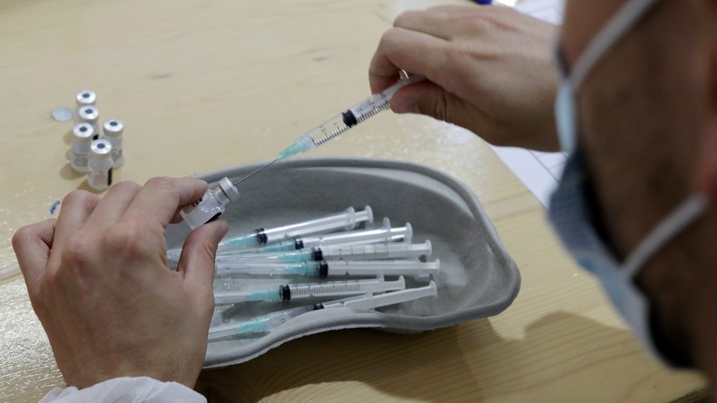 La Haute autorité de Santé recommande un vaccin ARN messager après une première dose d’AstraZeneca