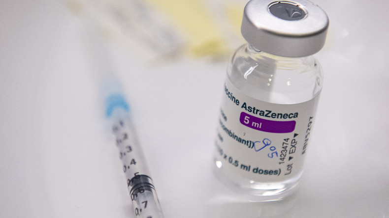 Effets secondaires: le Danemark renonce définitivement au vaccin AstraZeneca, une première en Europe