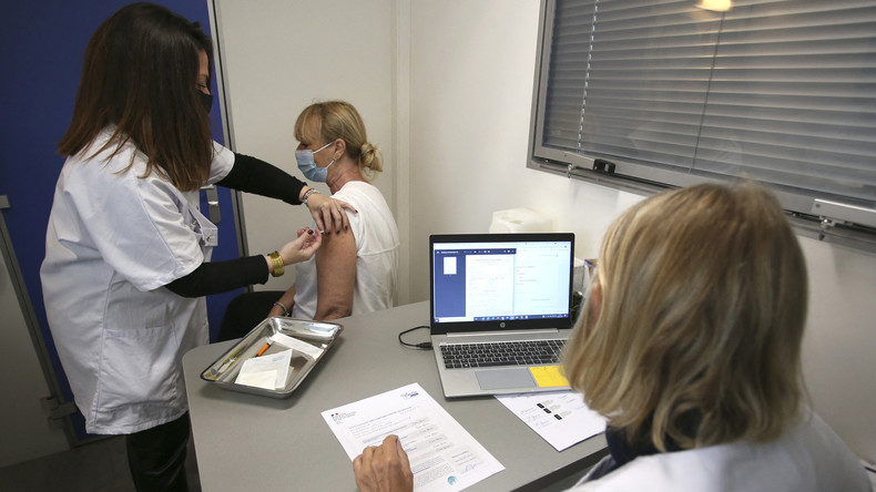 Covid-19 : vaccination élargie à tous les majeurs avec facteur de fragilité à compter du 1er mai
