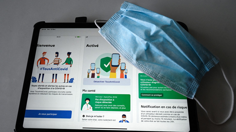 Déficit démocratique, fichage numérique : confirmé par l'exécutif, le pass sanitaire fait débat