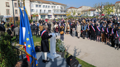 Une centaine de personnes étaient présentes à Romans-sur-Isère (Drôme), le 3 avril.