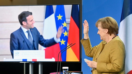 En façade l'entente, en coulisses, une lutte oppose Emmanuel Macron et Angela Merkel sur le dossier nucléaire (image d'illustration).