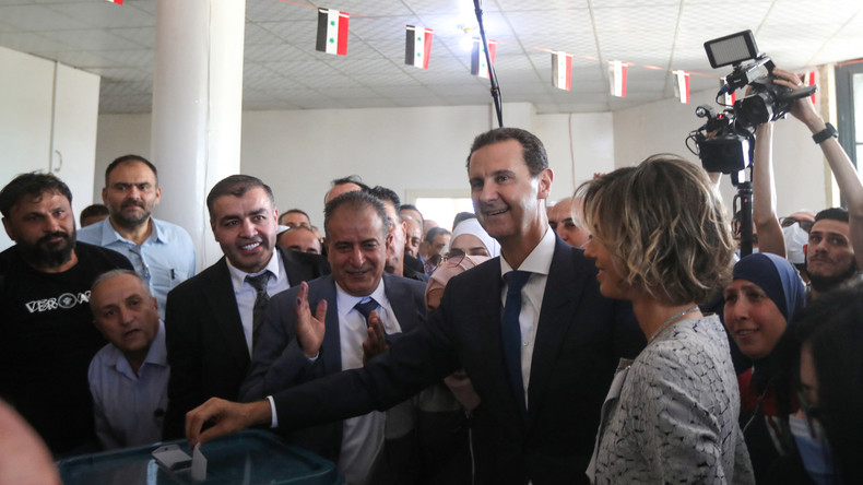 Assad juge que les critiques occidentales contre la présidentielle en Syrie «ne valent rien»