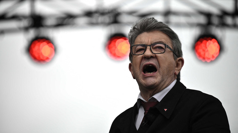Papacito : BFMTV accuse Mélenchon de «manœuvre politique» et interrompt sa conférence de presse