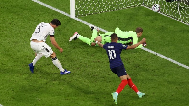 «Comme en 18» : la Une de L'Equipe après la victoire de la France sur l'Allemagne fait réagir