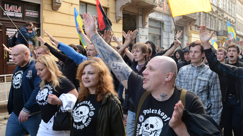 Inquiète face aux groupes néo-nazis en Ukraine, une sénatrice française interpelle le Quai d'Orsay