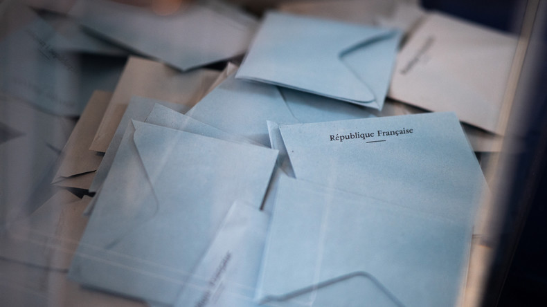 Elections régionales et départementales : l'abstention bat des records, un «acte politique» ?