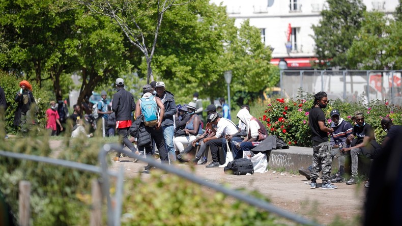 Paris : des toxicomanes visés par des tirs de mortier dans le quartier de Stalingrad