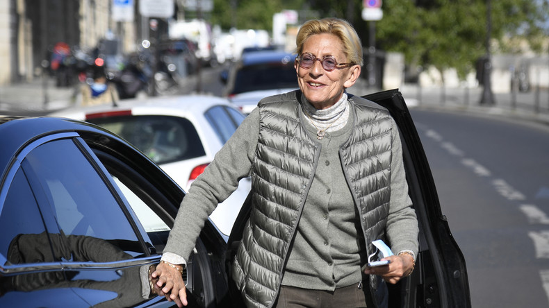 La Légion d'honneur retirée à Isabelle Balkany, qui dénonce une «humiliation»