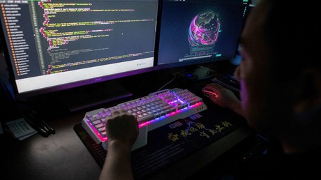 Un hacker à Dongguan, en Chine, le 4 août 2020 (image d'illustration)