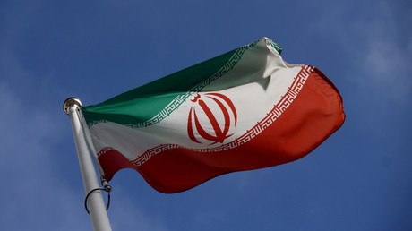 Le drapeau iranien devant le siège de l'Agence internationale de l'énergie atomique à Vienne, le 1er mars 2021 (image d'illustration).