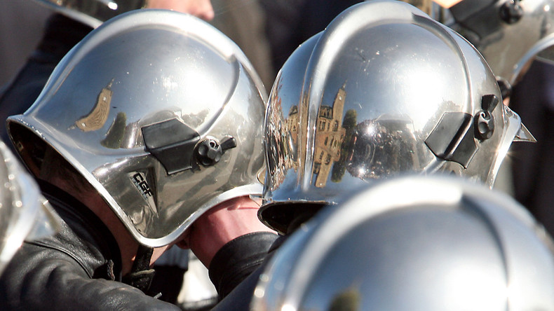 Plainte des pompiers après une pendaison symbolique lors d'un rassemblement à Nancy