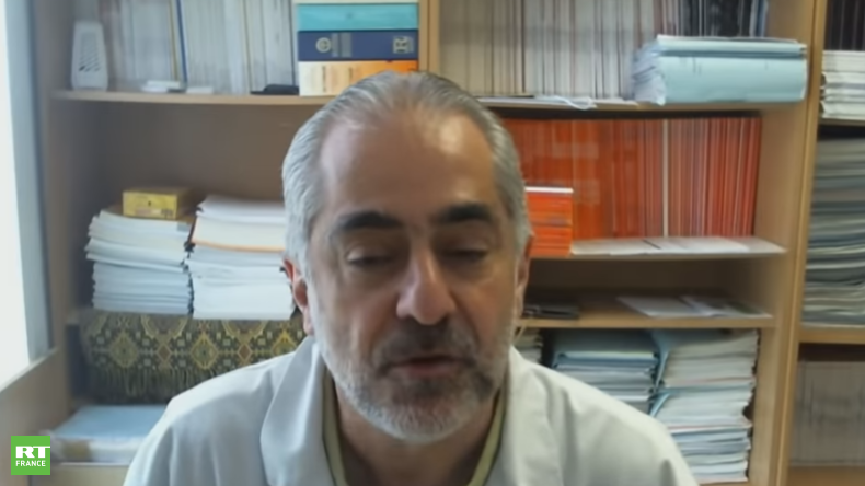 Covid-19 : des restrictions faute de vaccination suffisante, explique un médecin en réanimation