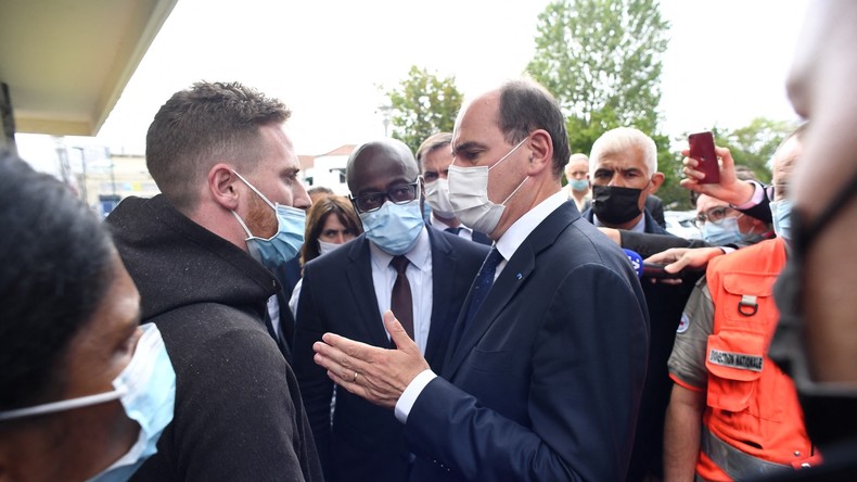 «On a le choix entre ça et le pire» : Jean Castex justifie l'extension du pass sanitaire