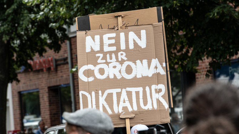 A Berlin, un rassemblement non autorisé contre les restrictions sanitaires dégénère