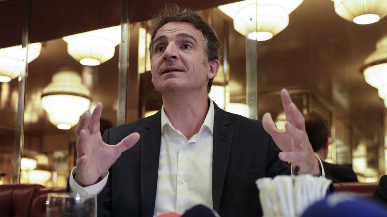Pour l'écologiste Eric Piolle, Emmanuel Macron «engraisse les rentiers comme un banquier»