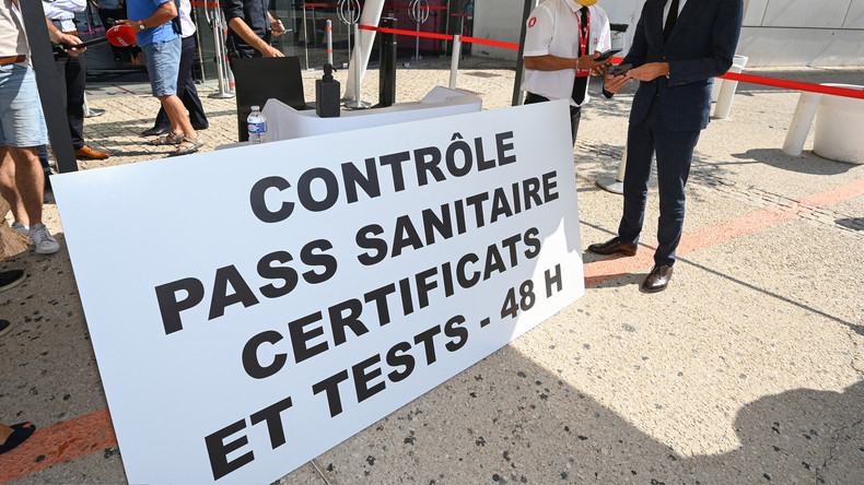 Pass sanitaire : 179 000 contrôles et plus de 1 300 verbalisations effectuées depuis juin