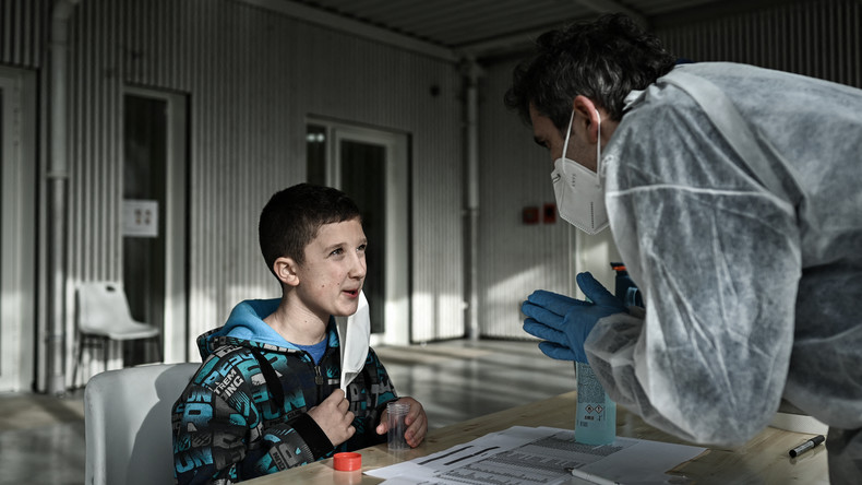 Le pass sanitaire finalement étendu aux enfants dès 12 ans et 2 mois à partir du 30 septembre