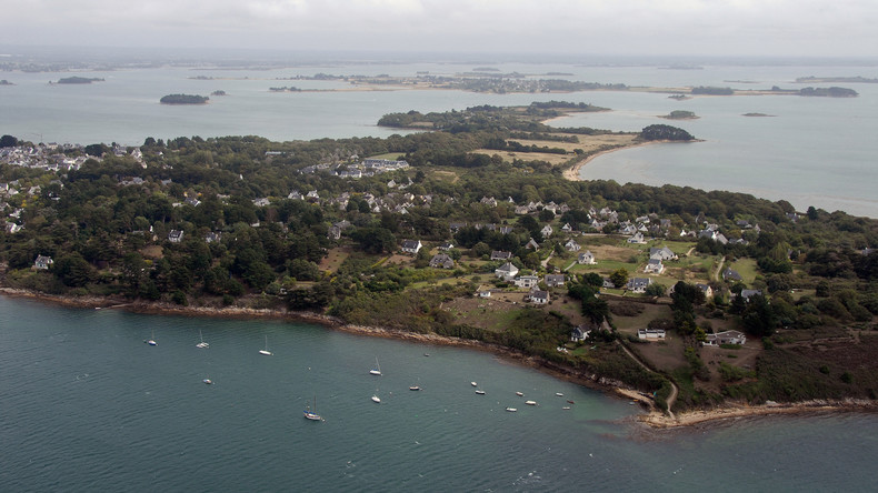 Covid-19 : une île bretonne privée de médecin à cause de l'obligation vaccinale