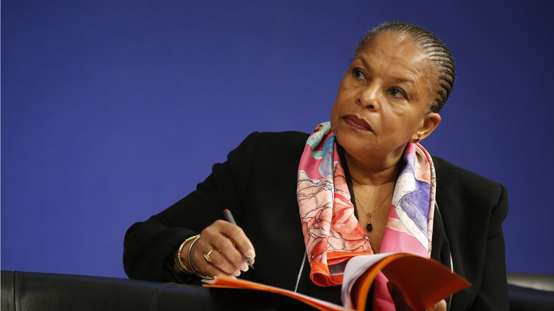 Christiane Taubira défend son refus d'appeler à la vaccination