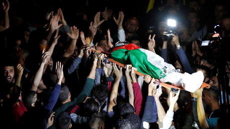 Funérailles du Palestinien Mohammed Khabisah tué par les forces israéliennes lors d'affrontements, en Cisjordanie occupée par Israël, le 24 septembre 2021.