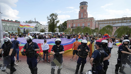 Participants à la «parade de l'égalité», dans la ville de Czestochowa, le 21 août 2021. Un important dispositif policier avait été déployé pour l'occasion (image d'illustration).