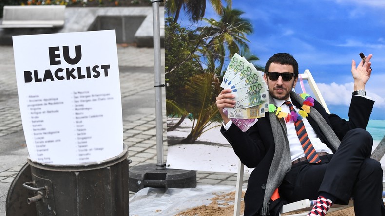 L'UE retire de sa liste noire plusieurs paradis fiscaux malgré le scandale des Pandora Papers