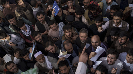 Des Afghans cherchant à obtenir un passeport à Kaboul le 6 octobre 2021 (image d'illustration).