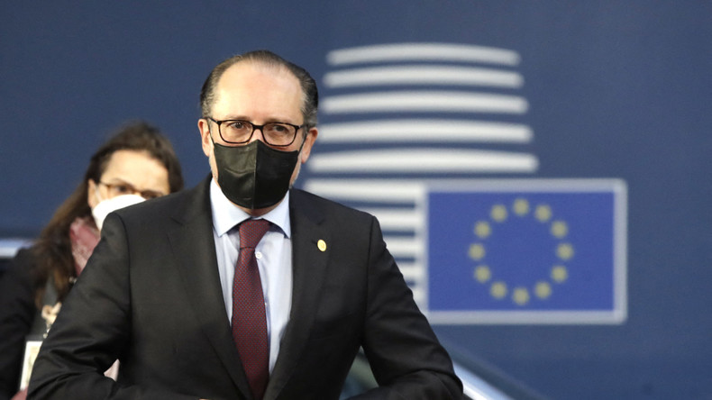 L'Autriche devient le premier pays au monde à ordonner le confinement des non-vaccinés